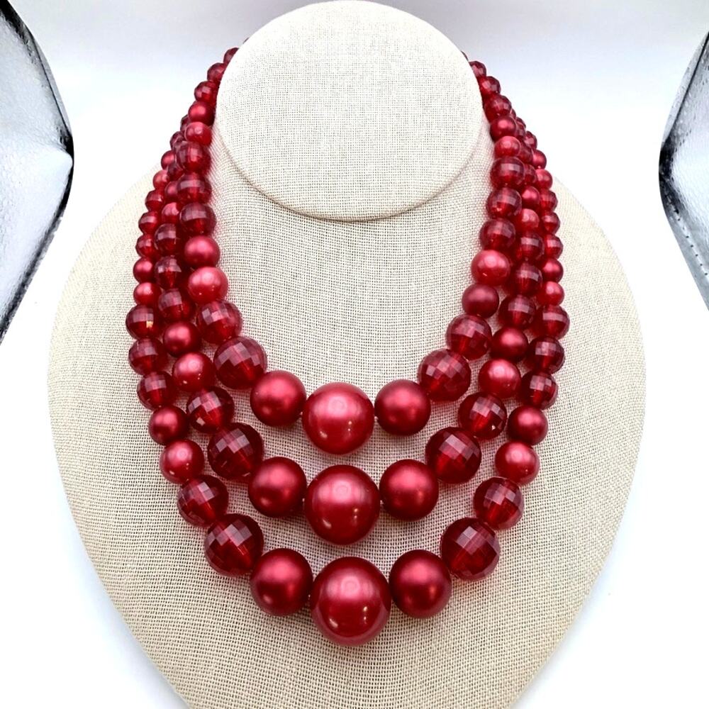 Vintage Multi 3 Strand Choker Necklace Pearly and Faceted Red Graduated Beads